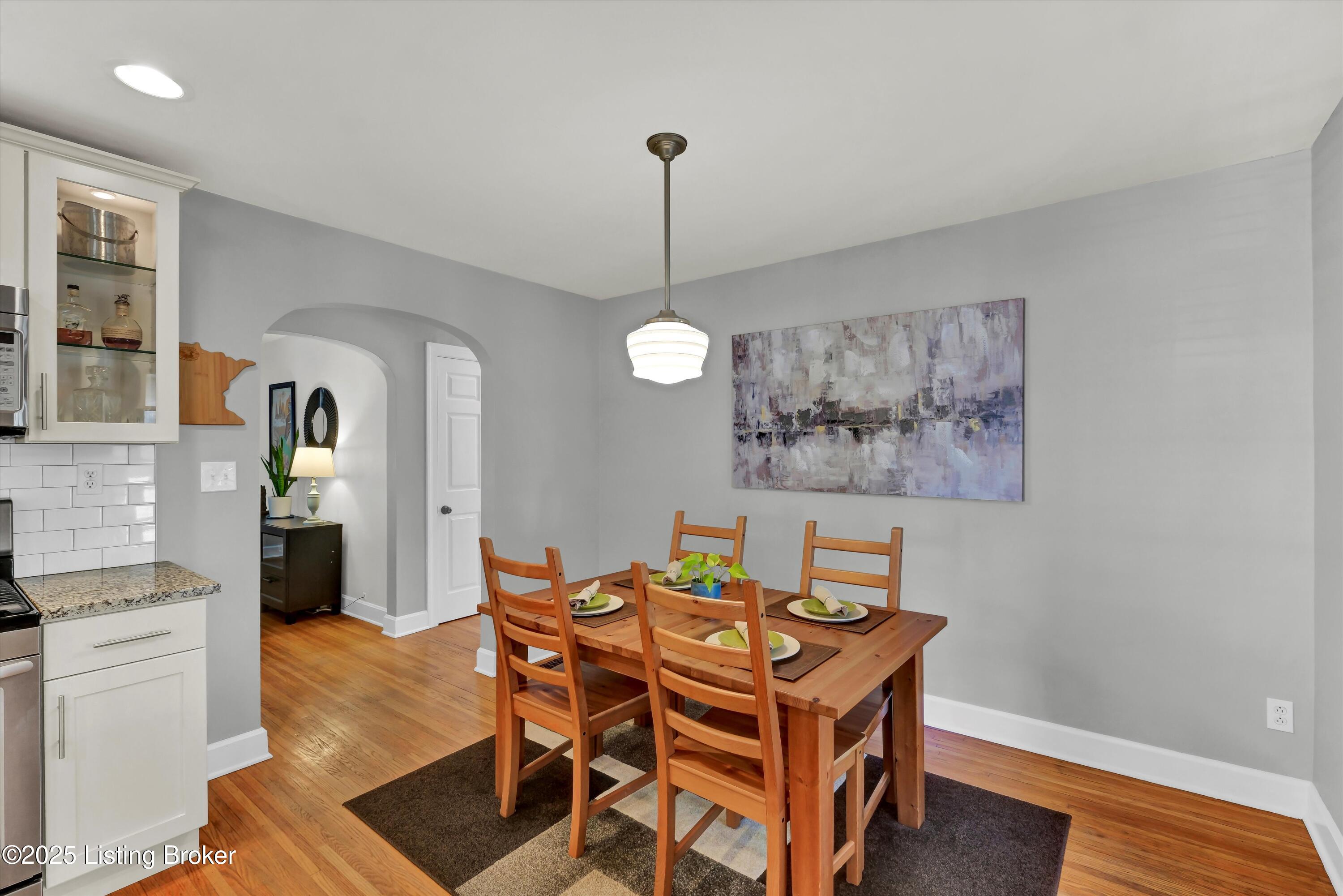 500 Iola Road Louisville, KY 40207 - Photo 10 of 54 Dining area