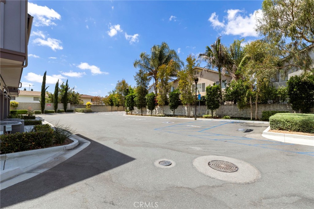17879 Upton Carson, CA 90746 - Photo 34 of 39