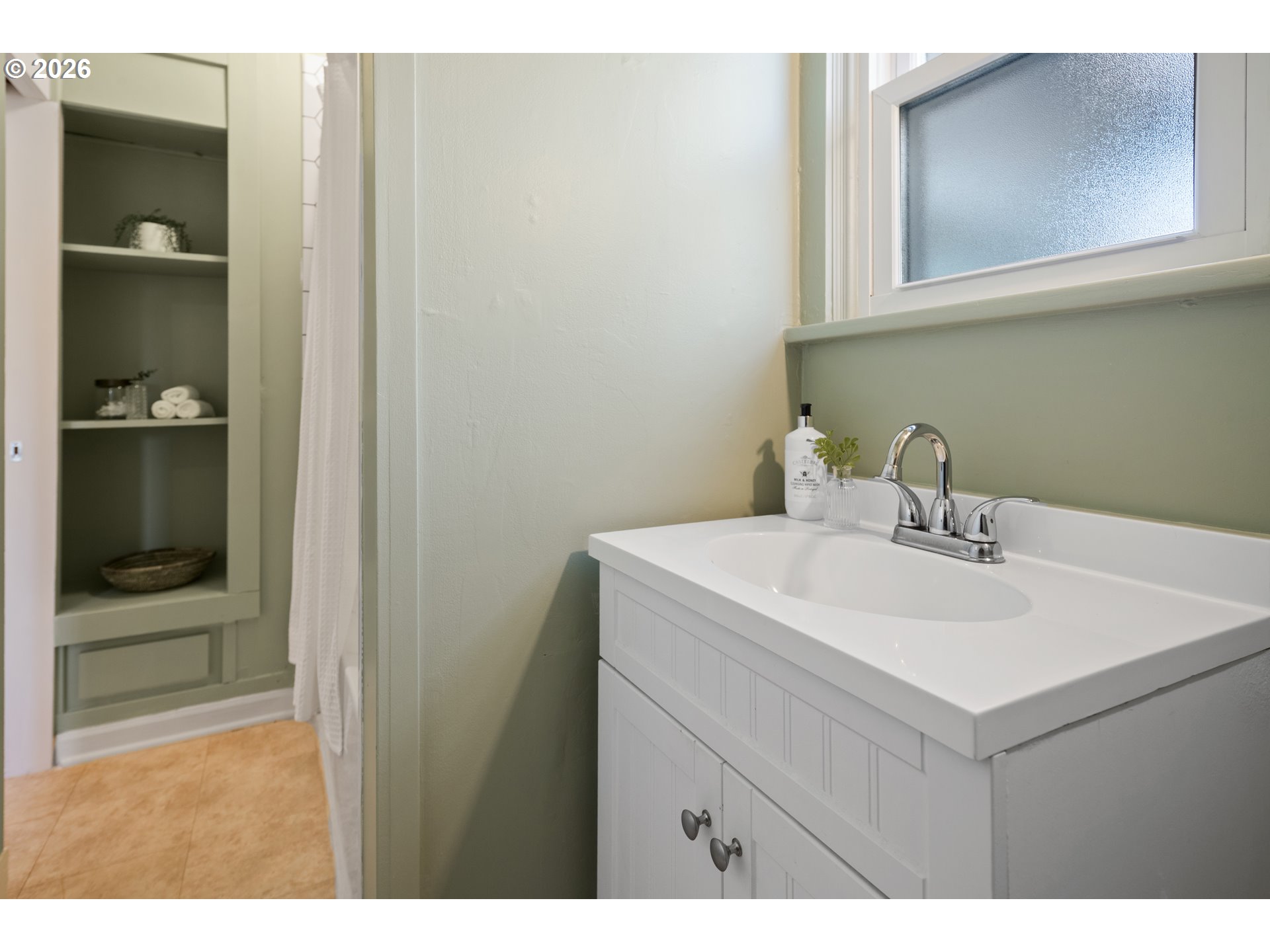 610 Northeast 79th Avenue Portland, OR 97213 - Photo 15 of 30