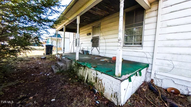 $75,000 | 104 Lakeview Street, Bristol, TN 37620