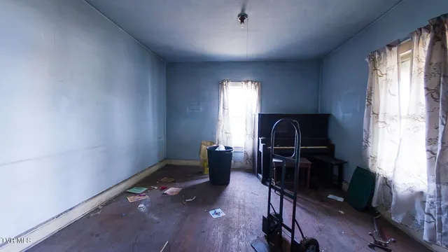 $75,000 | 104 Lakeview Street, Bristol, TN 37620