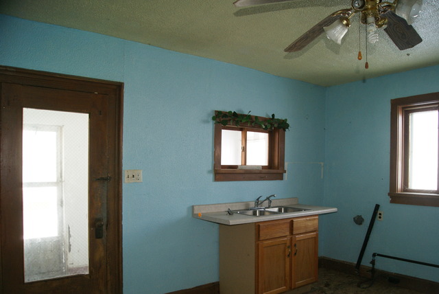 201 Washington Street Ridott, IL 61067 - Photo 7 of 12