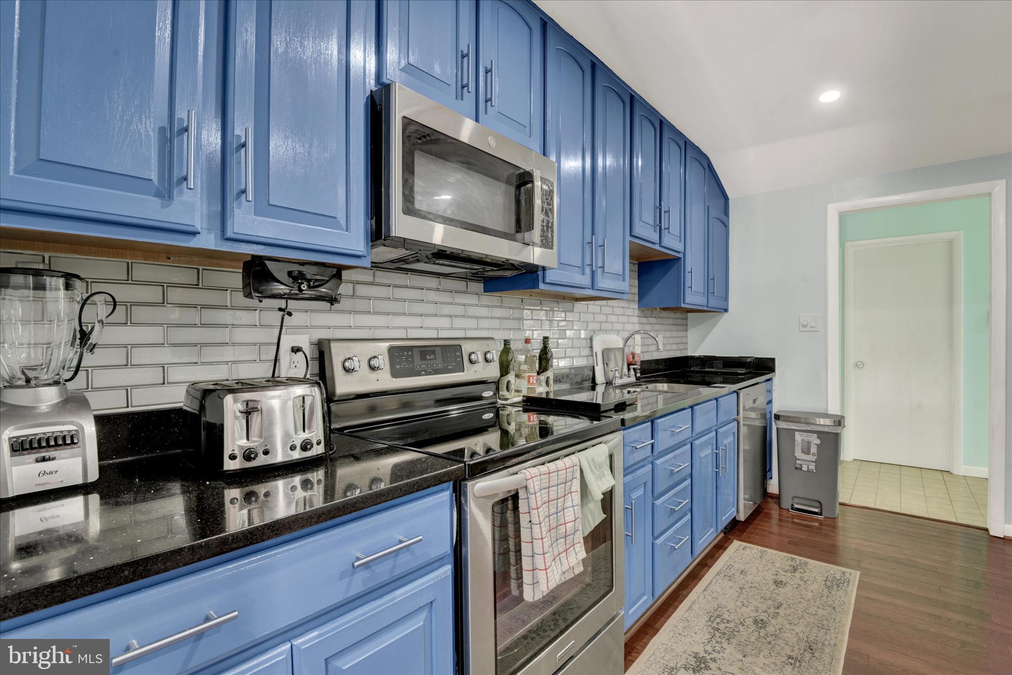 6742 Mt Phillip Road Frederick, MD 21703 - Photo 8 of 27 Remodeled Kitchen