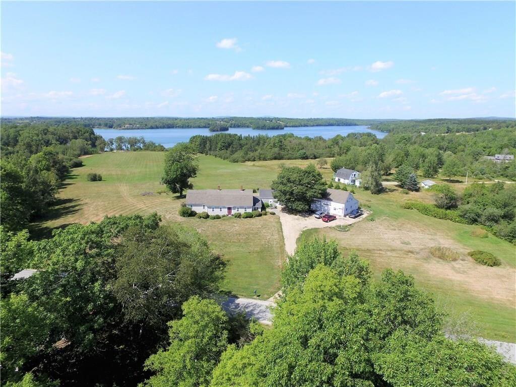 59 Wharf Road, Unit 1 Brooksville, ME 04617 - Photo 3 of 24 20180816030322941555000000-o