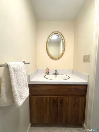 $295,900 | 53 Metacomet Drive, Meriden, CT 06450