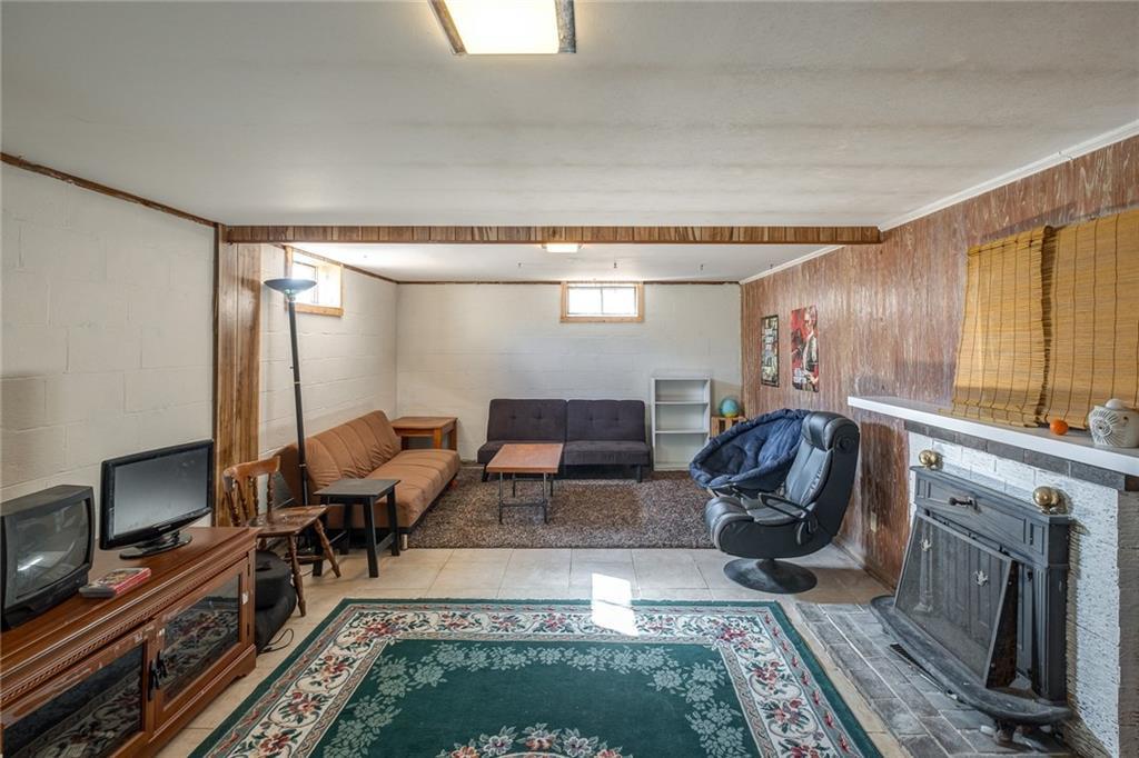 773 South Tecumseh Road Springfield, OH 45506 - Photo 11 of 25