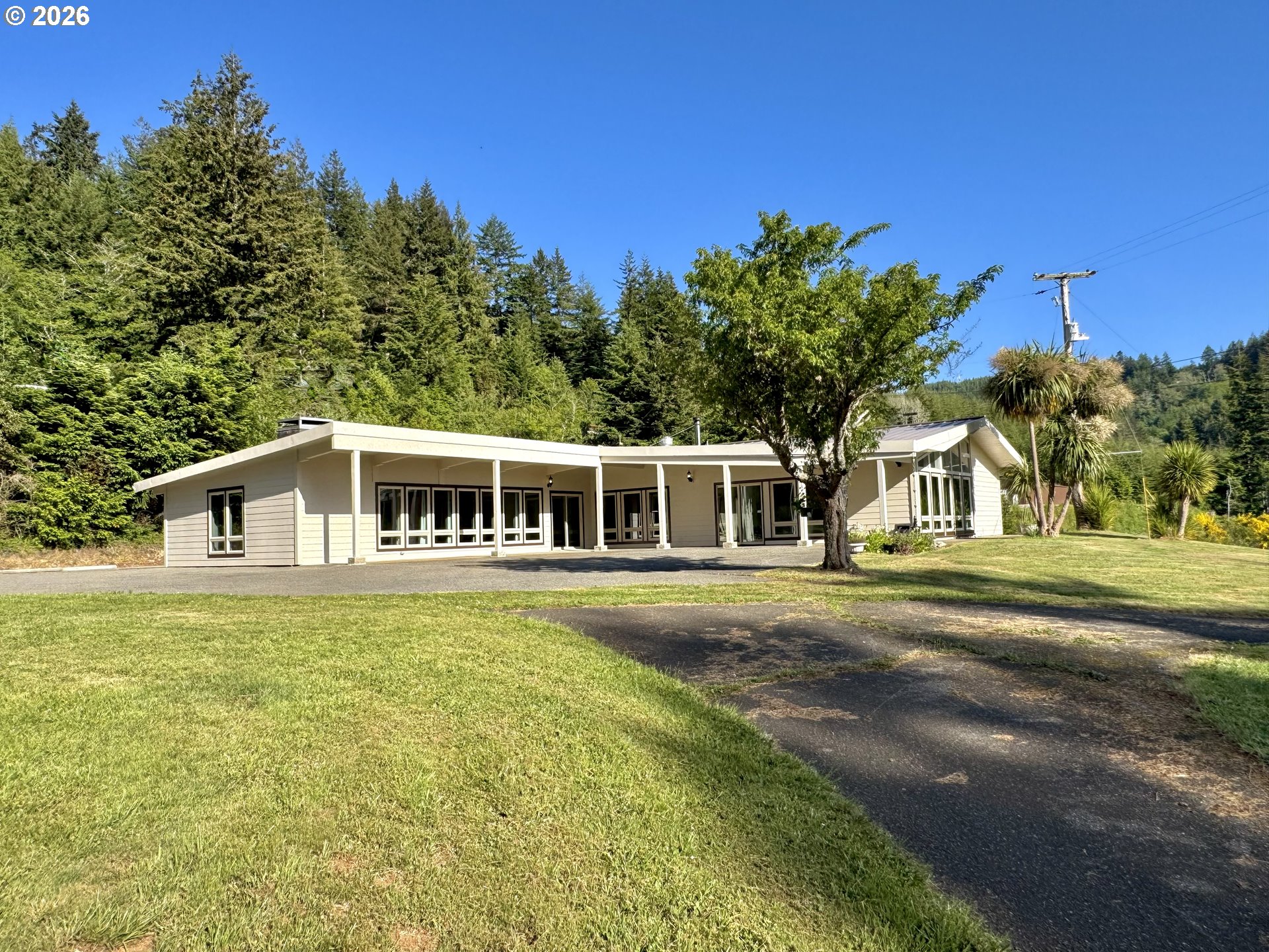 94475 Golf Course Lane North Bend, OR 97459 - Photo 27 of 47