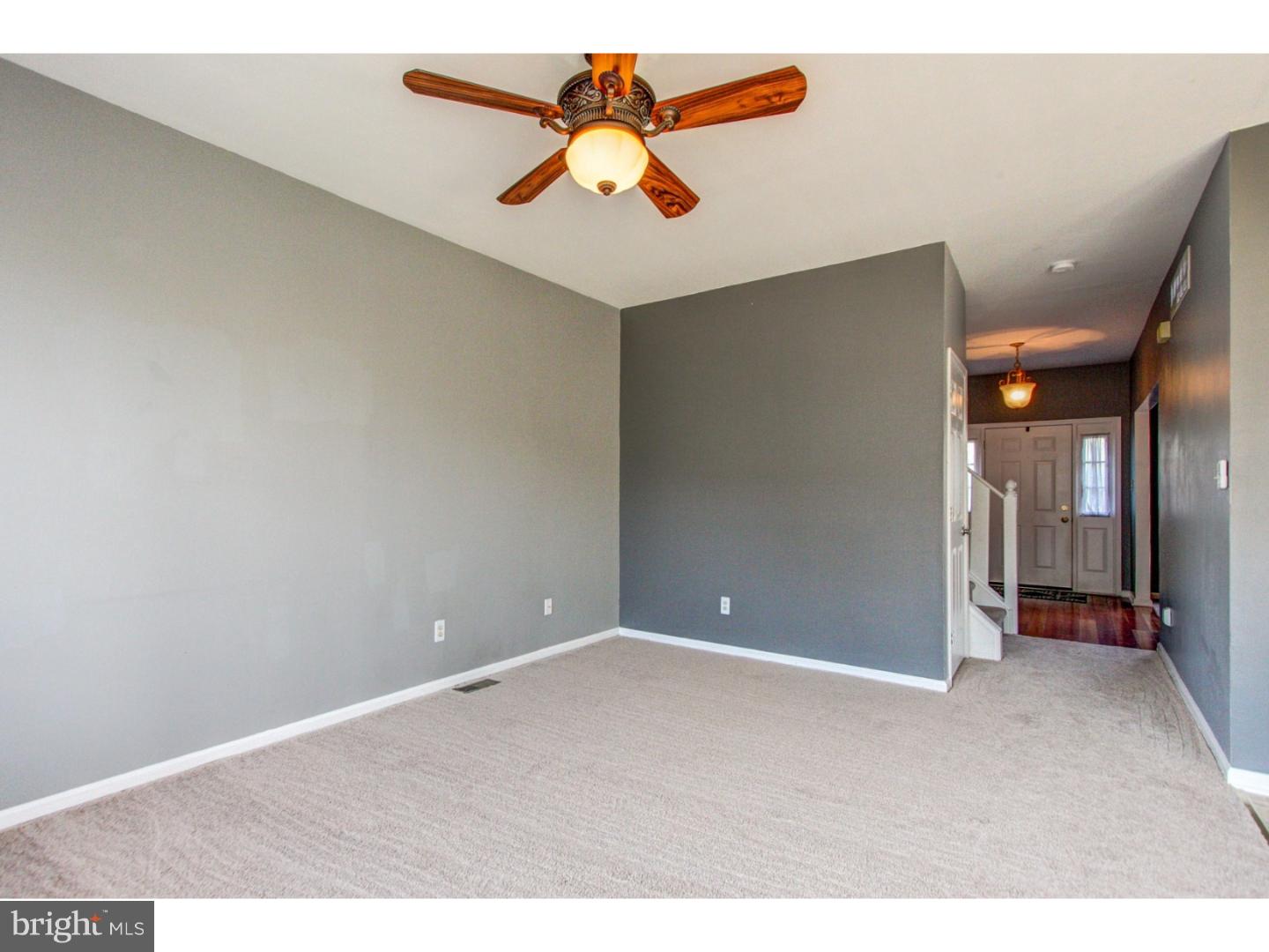 47 Country Road Perkasie, PA 18944 - Photo 7 of 25 Family Room