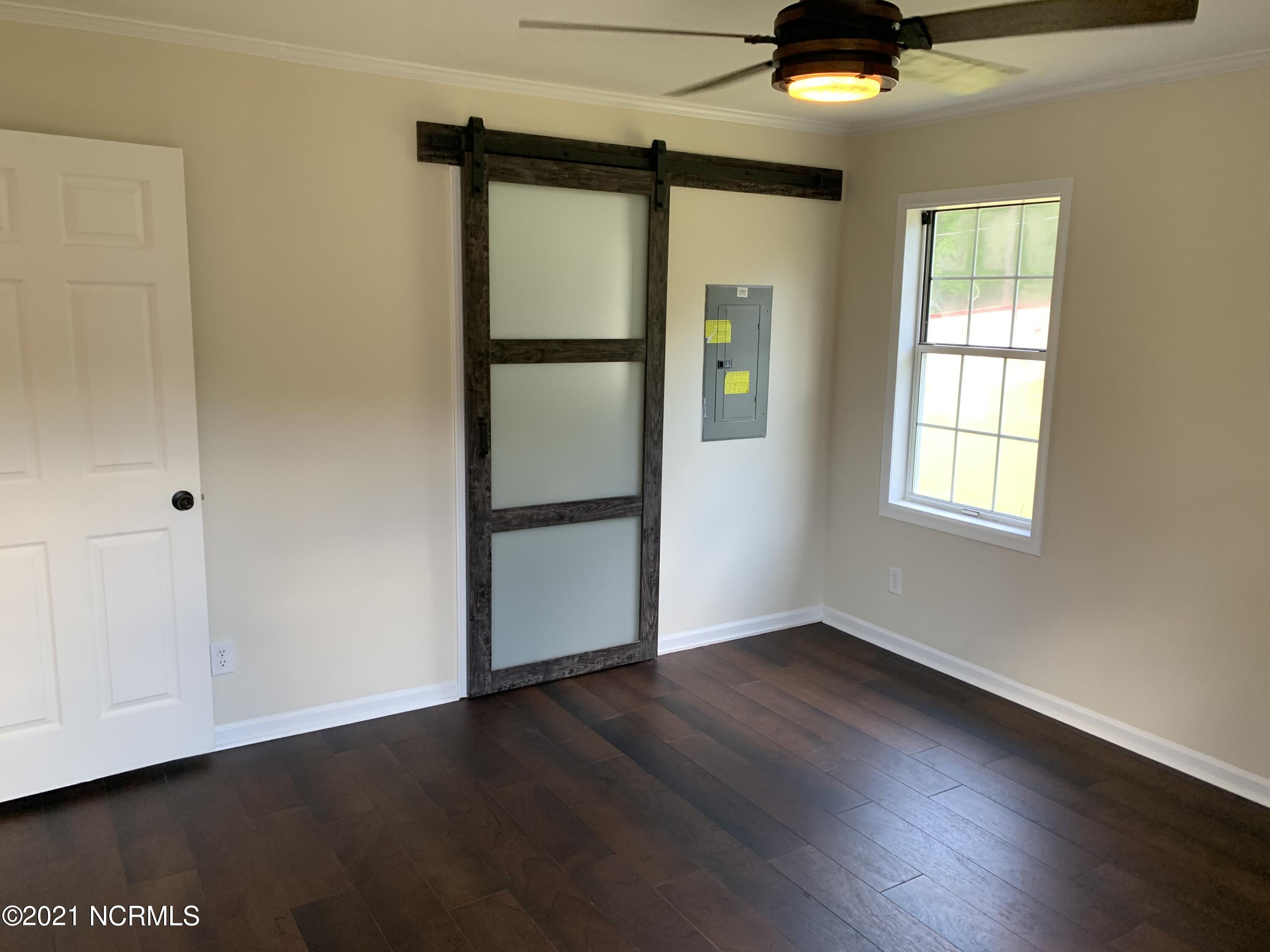 1391 Highway 177 Rockingham, NC 28379 - Photo 6 of 14 IMG_1689