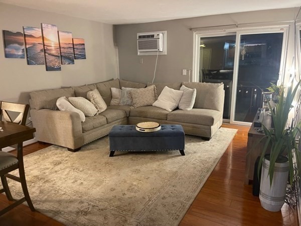 11 Gibbs Street, Unit D54 Worcester, MA 01607 - Photo 10 of 11