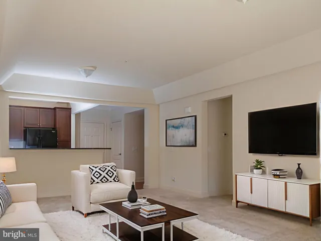 $359,990 | 9202 Charleston Drive, Unit 405, Manassas, VA 20110