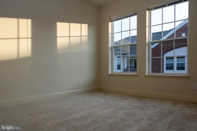 $359,990 | 9202 Charleston Drive, Unit 405, Manassas, VA 20110