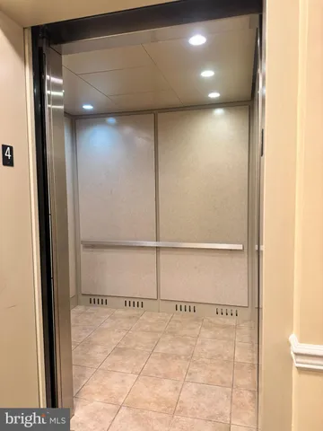 $359,990 | 9202 Charleston Drive, Unit 405, Manassas, VA 20110