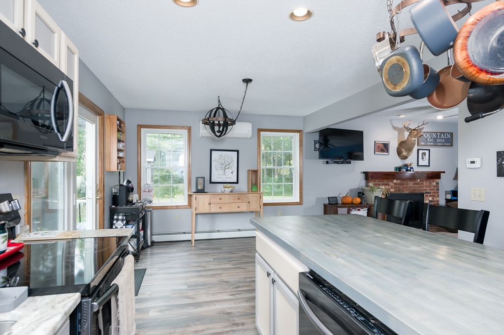 42 Walkeen Koziol Road Warren, MA 01083 - Photo 19 of 38