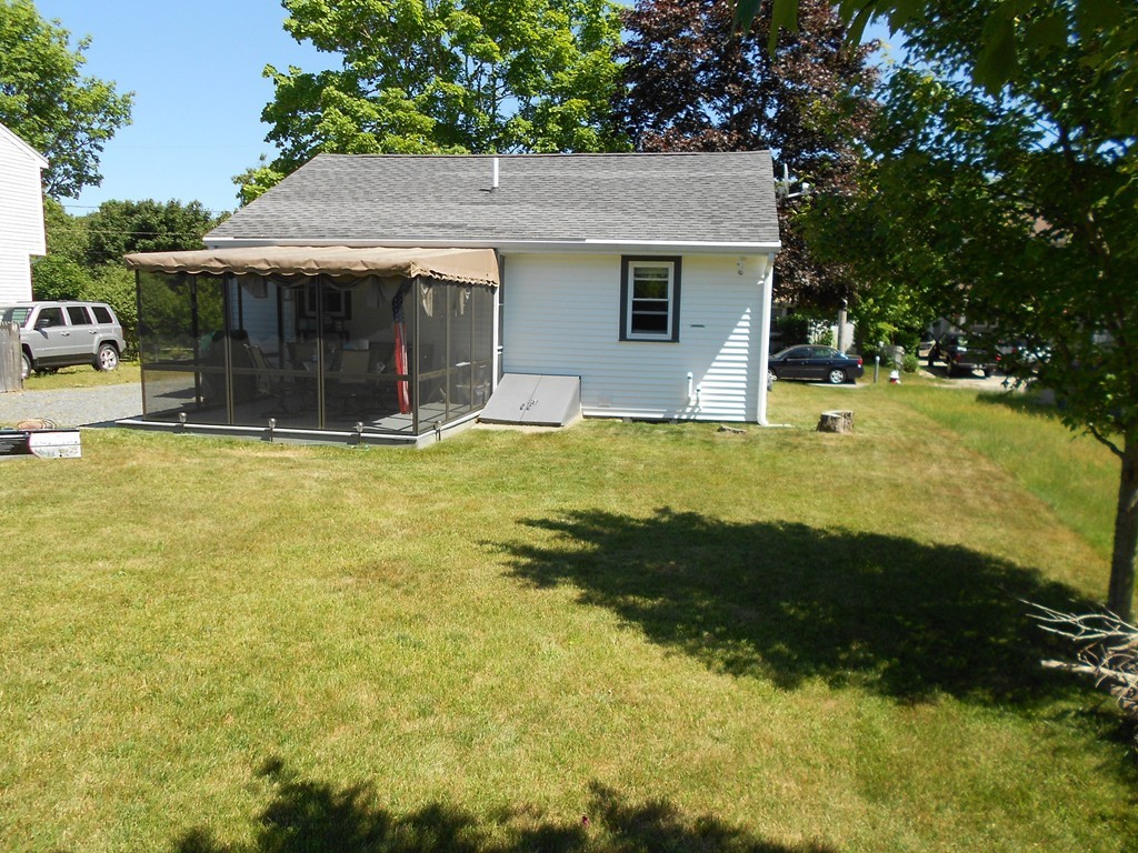 14 Mason St Extension Wareham, MA 02532 - Photo 3 of 12 Gallery Image 3