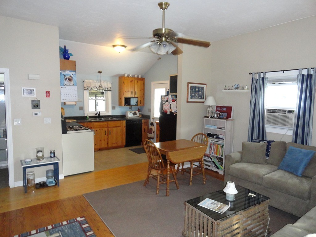 14 Mason St Extension Wareham, MA 02532 - Photo 7 of 12 Gallery Image 7