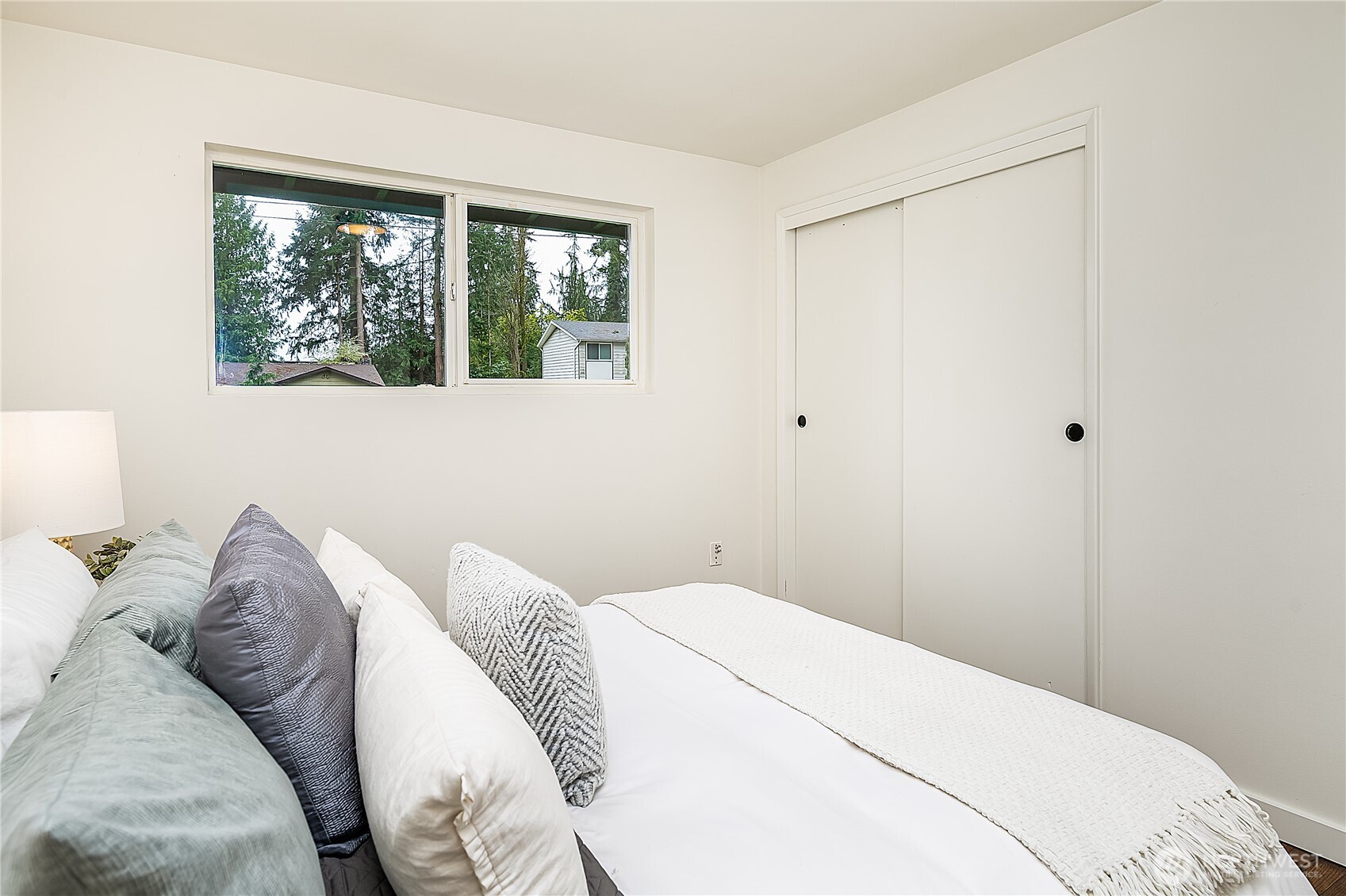211 160th Street Southeast Bothell, WA 98012 - Photo 18 of 27