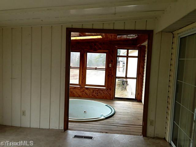 625 Cana Road Mocksville, NC 27028 - Photo 4 of 10 Enclosed Porch.
