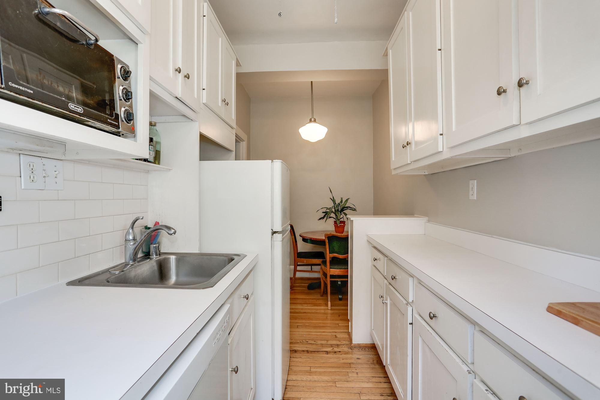 3028 Porter Street Northwest, Unit 204 Washington, DC 20008 - Photo 13 of 27