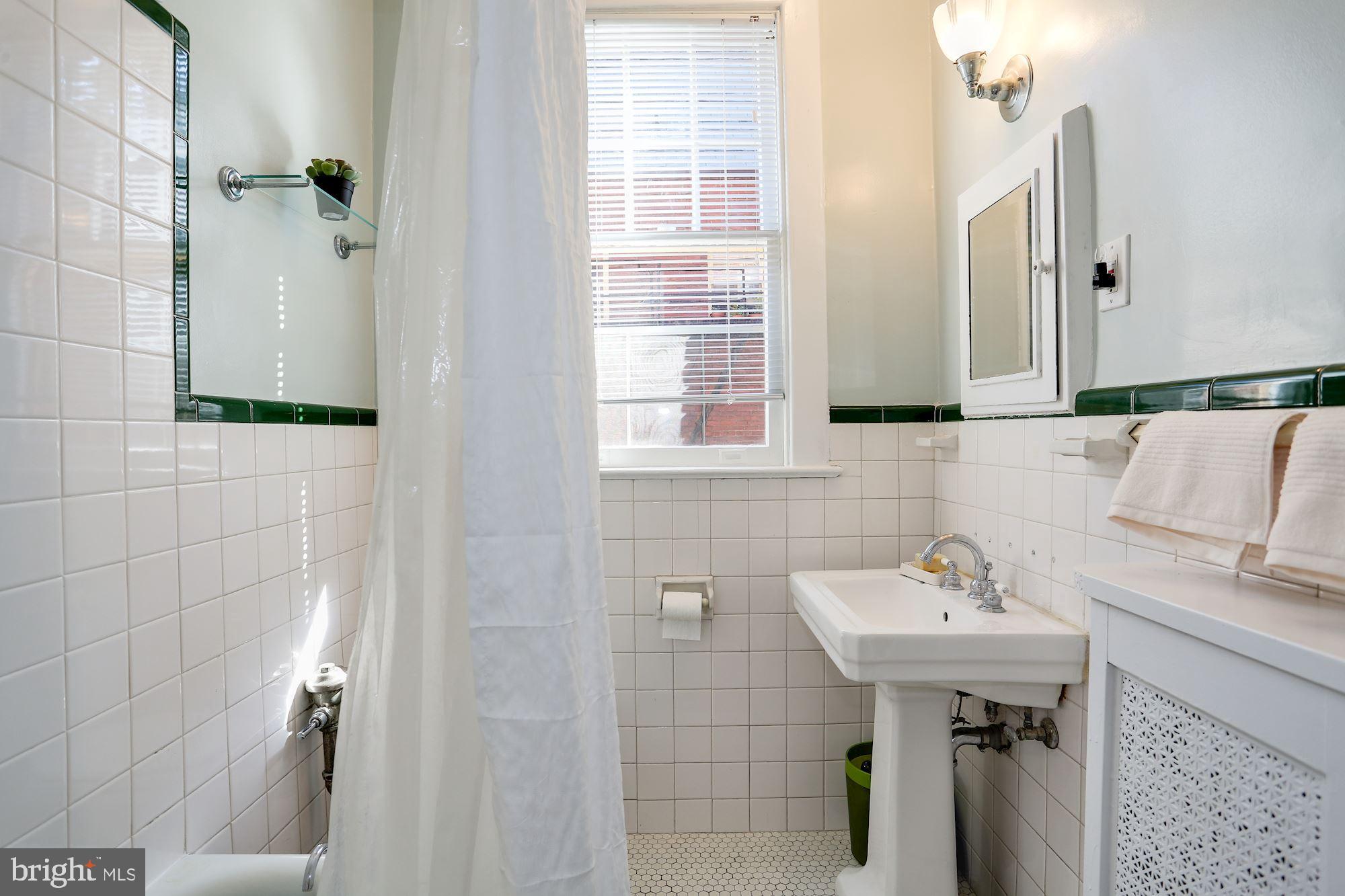 3028 Porter Street Northwest, Unit 204 Washington, DC 20008 - Photo 15 of 27
