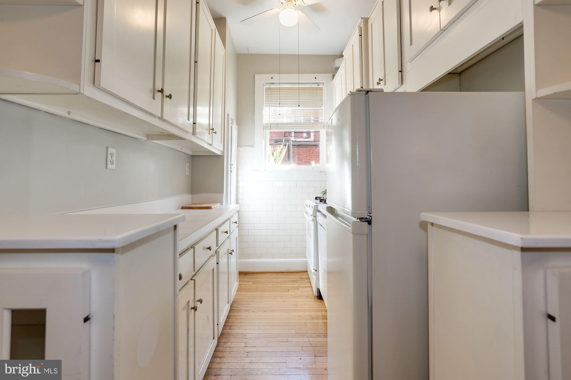 3028 Porter Street Northwest, Unit 204 Washington, DC 20008 - Photo 10 of 27