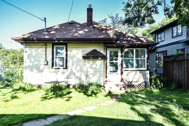 $270,000 | 3951 17th Avenue South, Minneapolis, MN 55407