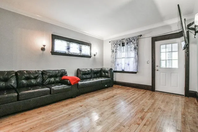 $270,000 | 3951 17th Avenue South, Minneapolis, MN 55407