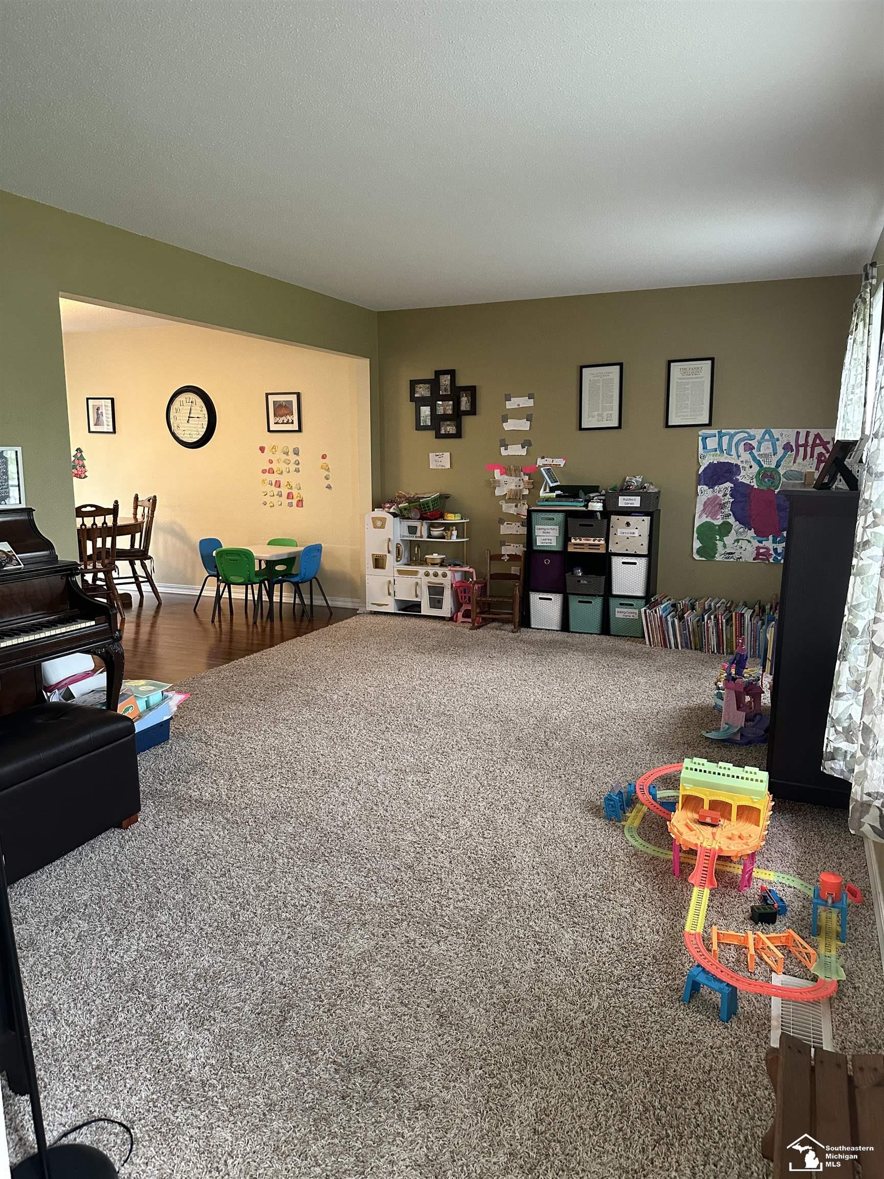 9009 Summerfield Road Temperance, MI 48182 - Photo 10 of 29