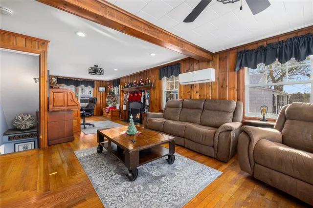 $950,000 | 26 Acres Of Pine Road, Coventry, RI 02816