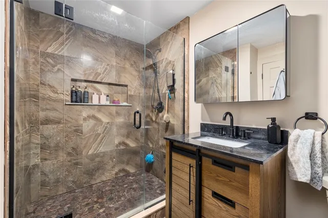 $950,000 | 26 Acres Of Pine Road, Coventry, RI 02816