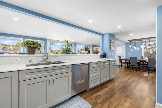 $950,000 | 26 Acres Of Pine Road, Coventry, RI 02816