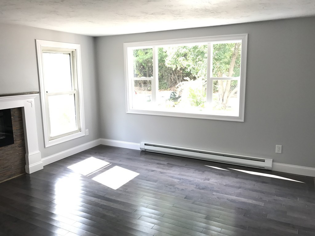 14 Colonial Road Webster, MA 01570 - Photo 12 of 30