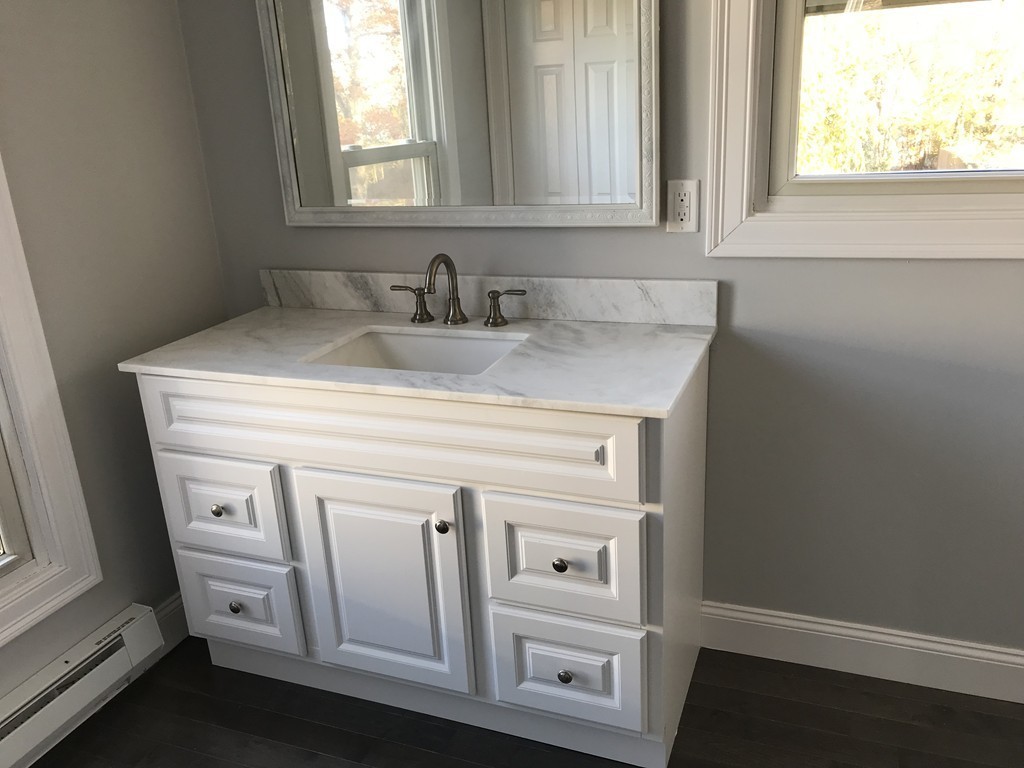 14 Colonial Road Webster, MA 01570 - Photo 19 of 30