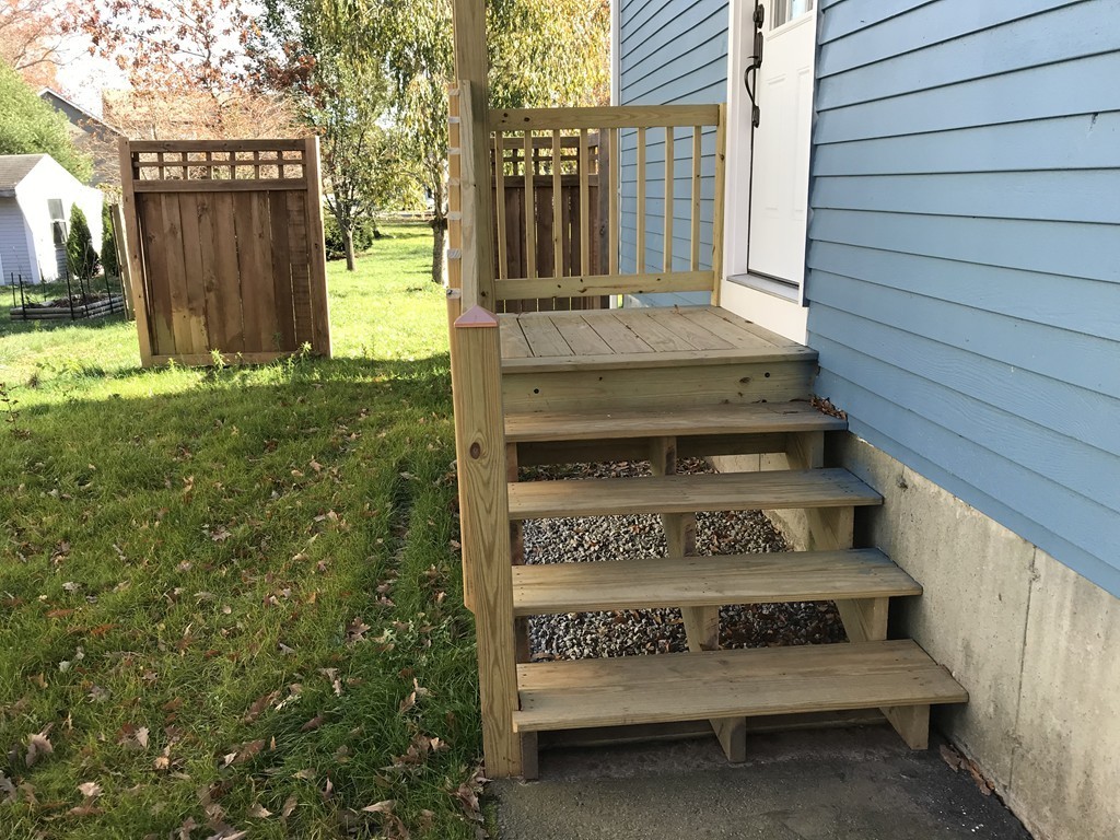 14 Colonial Road Webster, MA 01570 - Photo 27 of 30