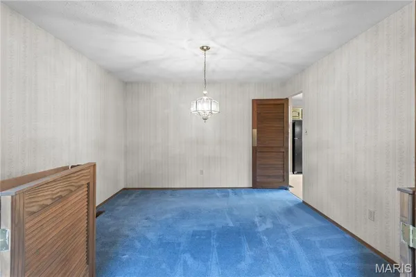 $350,000 | 61 Majestic Court, Fenton, MO 63026