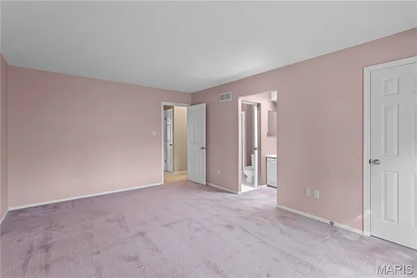 $350,000 | 61 Majestic Court, Fenton, MO 63026