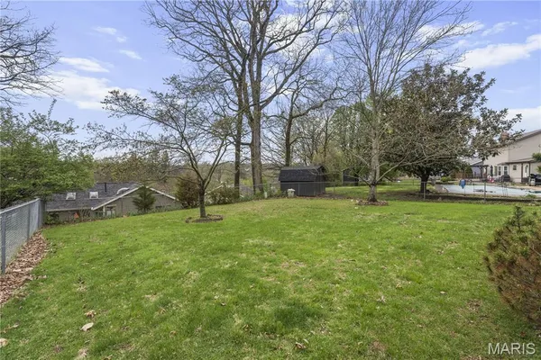 $350,000 | 61 Majestic Court, Fenton, MO 63026