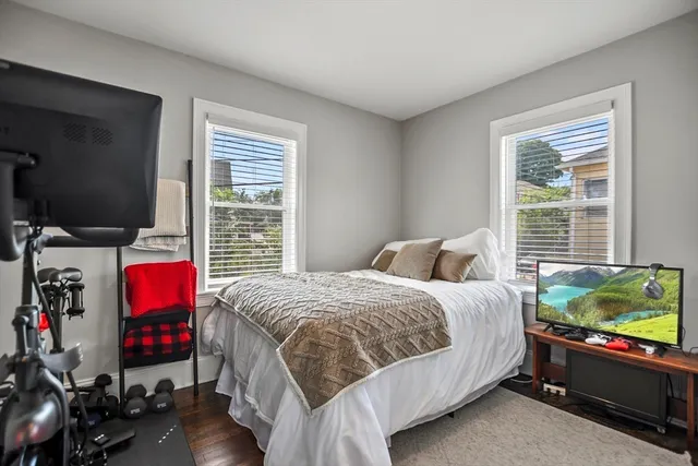 $2,700 | 13 Town Hill Street, Unit 2, Quincy, MA 02169