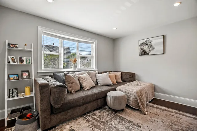 $2,700 | 13 Town Hill Street, Unit 2, Quincy, MA 02169