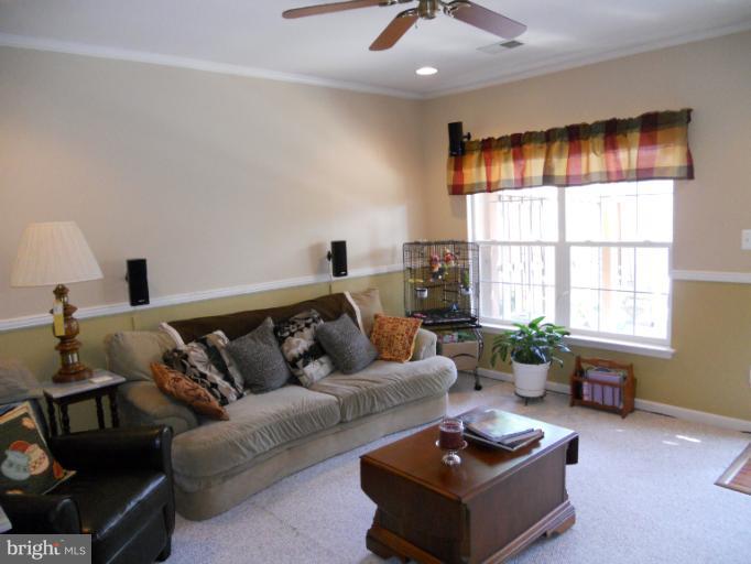13407 Rising Sun Lane Germantown, MD 20874 - Photo 15 of 29 Family Room