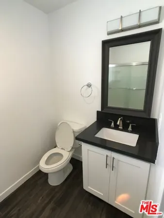 $2,400 | 601 North Normandie Avenue, Unit 5, Los Angeles, CA 90004