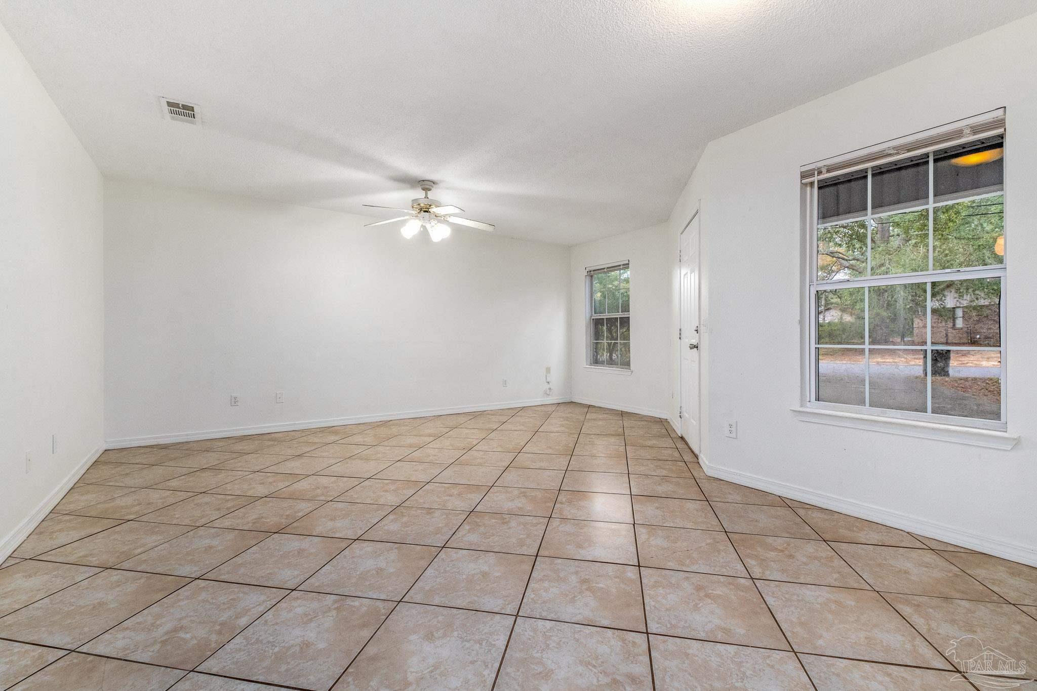 5902 Independence Drive Milton, FL 32570 - Photo 11 of 30