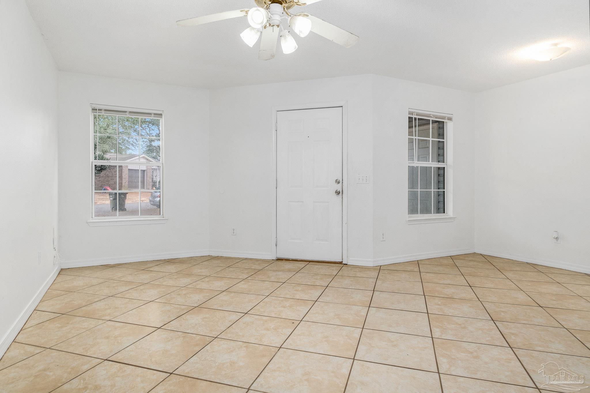 5902 Independence Drive Milton, FL 32570 - Photo 2 of 30