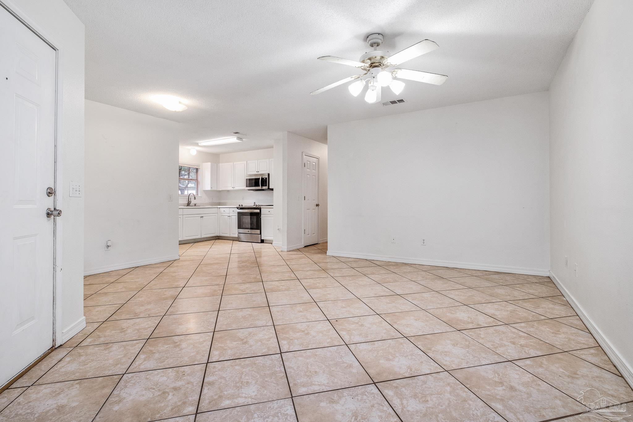 5902 Independence Drive Milton, FL 32570 - Photo 4 of 30