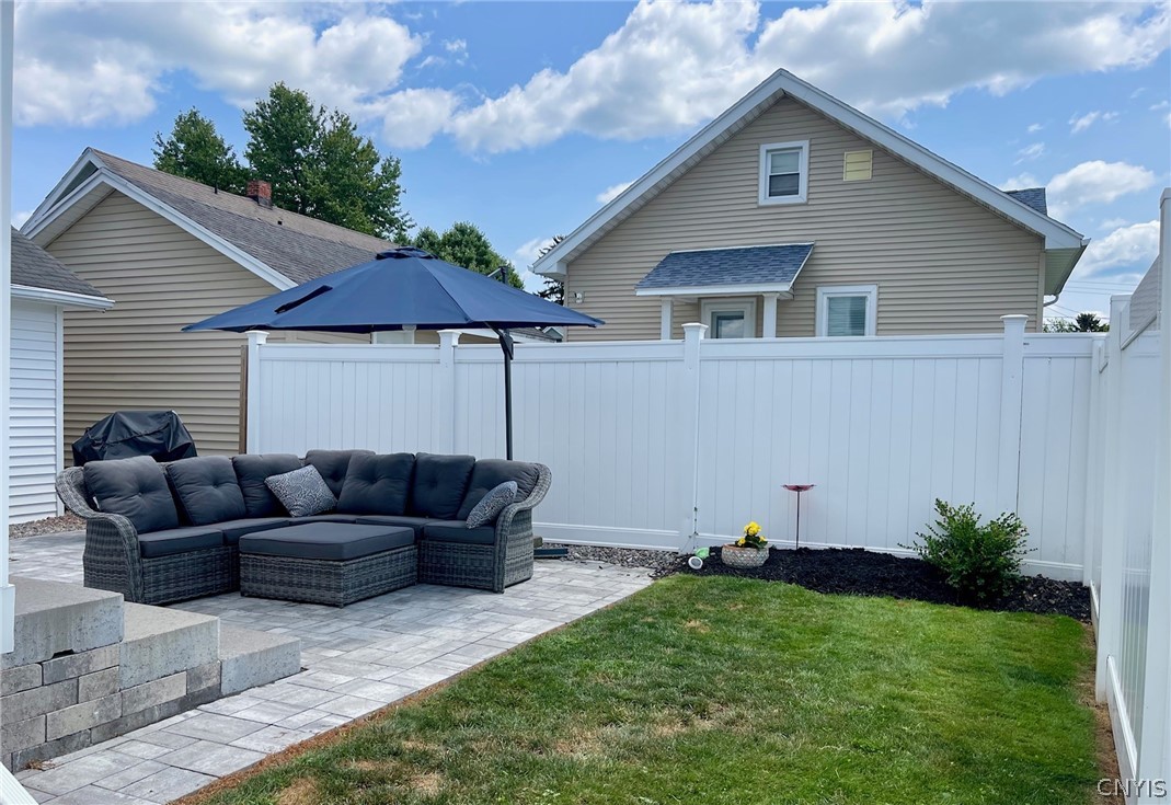 2811 Brighton Place Utica, NY 13501 - Photo 31 of 39 Private backyard