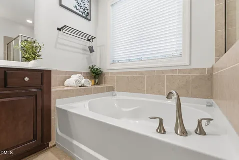 $769,999 | 715 Windy Peak Loop, Cary, NC 27519