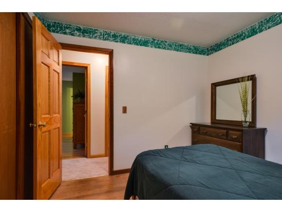 585 Martindale Road Shelburne, VT 05482 - Photo 19 of 27 Gallery Image 19