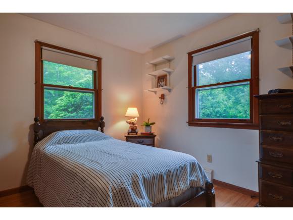 585 Martindale Road Shelburne, VT 05482 - Photo 20 of 27 Gallery Image 20