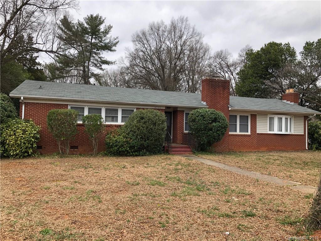 4901 Allen Road East Charlotte, NC 28269 - Photo 1 of 24 Gallery Image 1