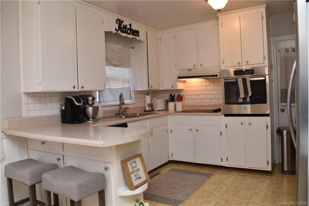 4901 Allen Road East Charlotte, NC 28269 - Photo 7 of 24 Gallery Image 7